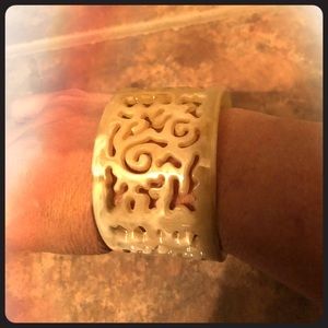 Beautiful bracelet cream